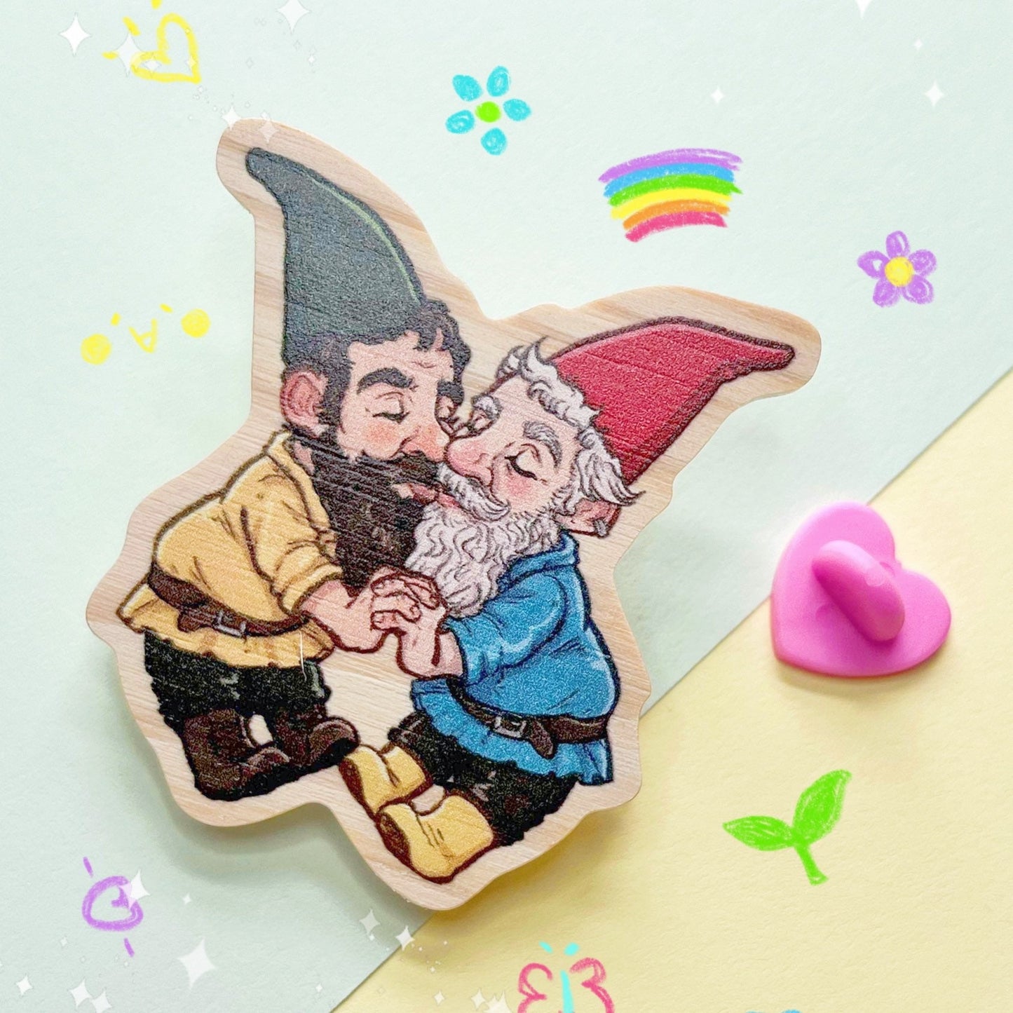 Gnomes In Love | Wooden Pin