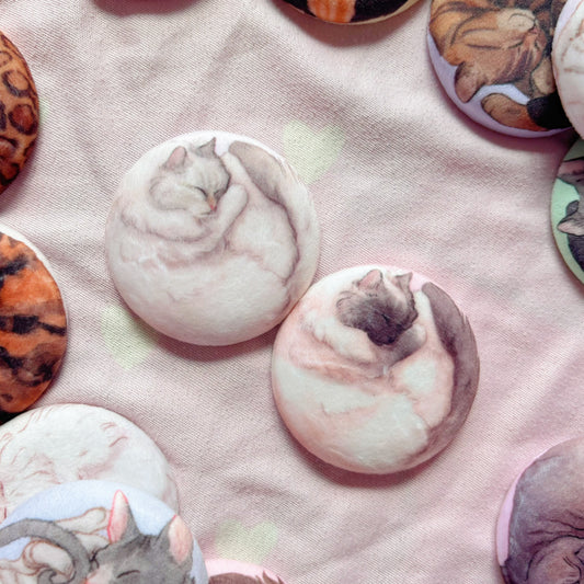 Paws & Dreams Plush Pin | Birman